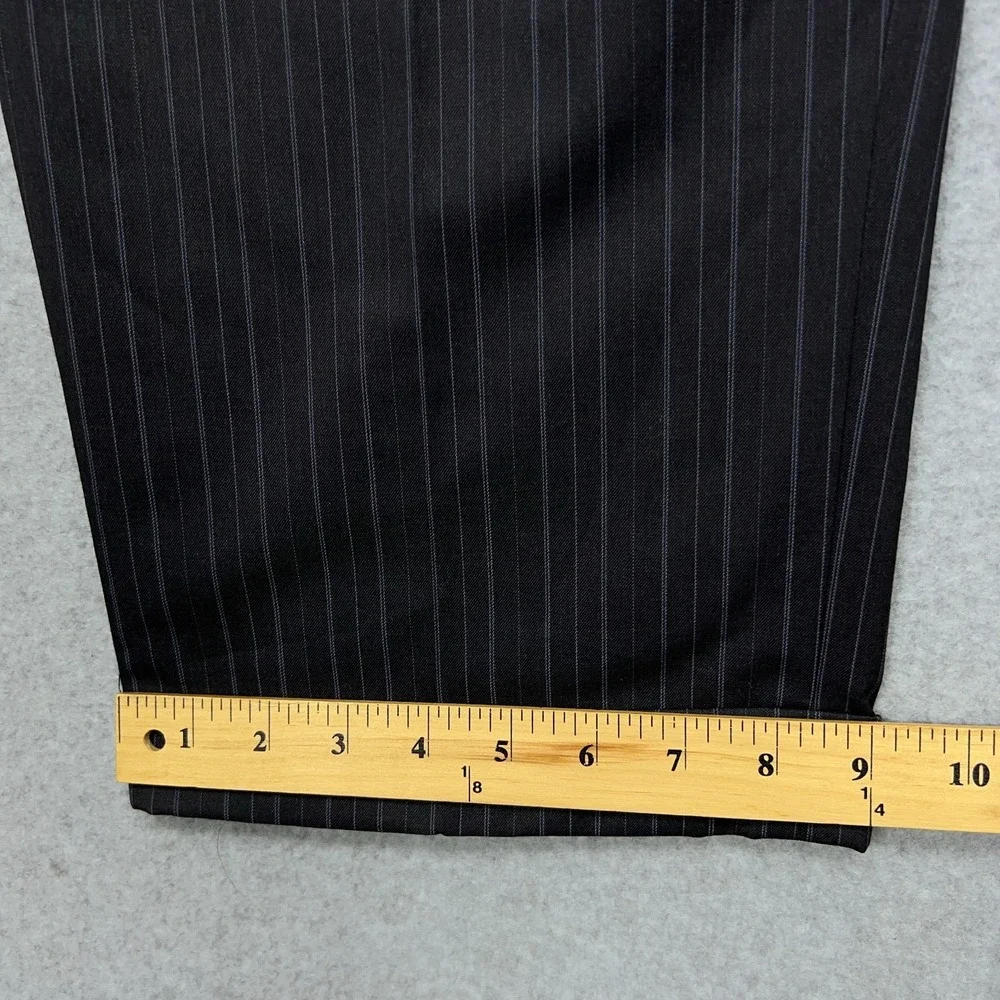 Van Huesen Dress Pants Men's 40x30 Black Striped Pleated Unhemmed Straight NWOT